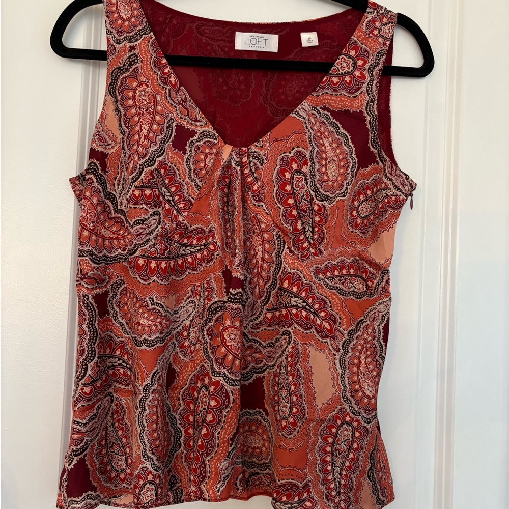 NEW Ann Taylor LOFT  Women 8P Paisley Pleated Sleeveless V-Neck Blouse Red Orang